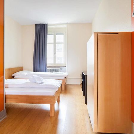 Easyhotel Basel City - Contactless Self Check-In Экстерьер фото